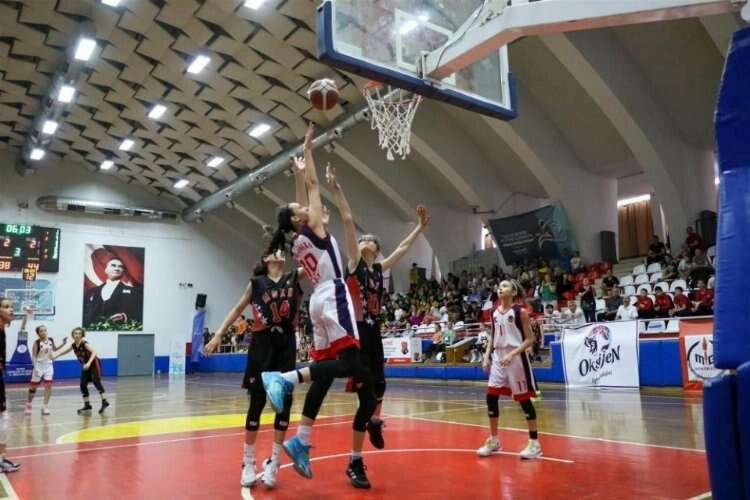 Aydın’da 14 bin öğrenci sporcu lisansına kavuştu haberinin görseli