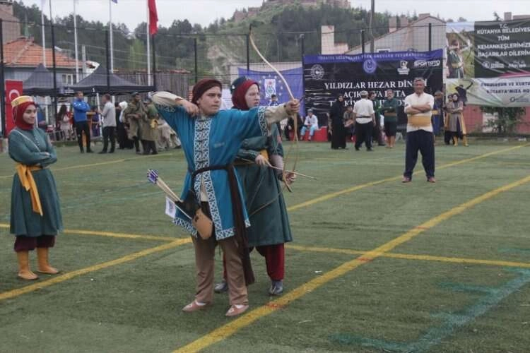 Kütahya'da sporcular Hezar Dinari Kupası'nda yarıştı haberinin görseli