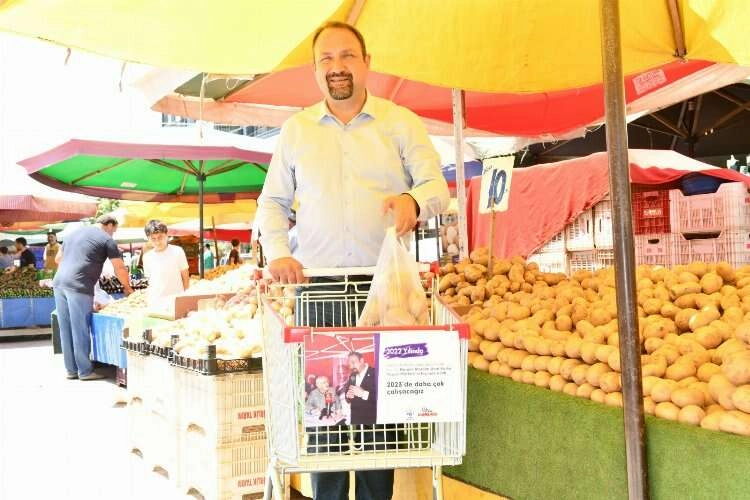 Çiğli Belediyesi'nden pazarda alışveriş arabası uygulaması haberinin görseli