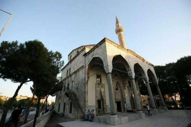 Aydın’da 340 yıllık camide kadınlar abdest alamıyor haberinin görseli