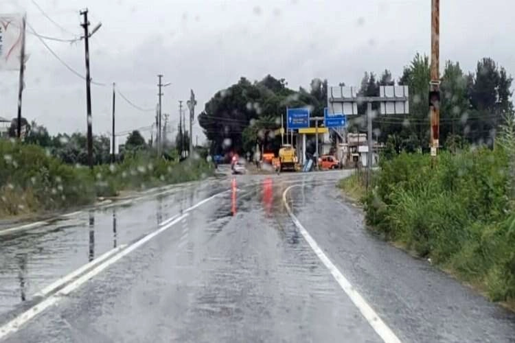 Sağanak yağış Aydın'da etkili oldu haberinin görseli