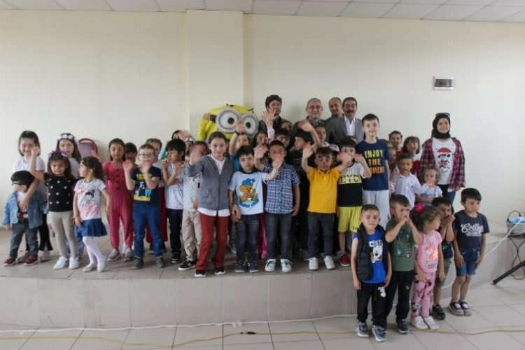 Kütahya Belediyesinden Çocuk Şenliği programı haberinin görseli