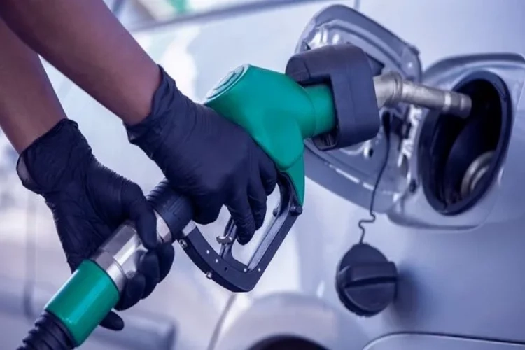 Motorine büyük zam geliyor! Araç sahipleri dikkat haberinin görseli