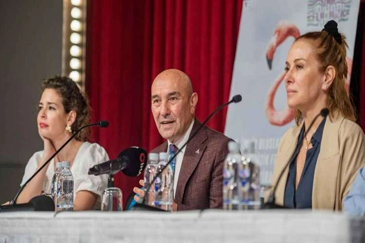 İzmir Büyükşehir'den sinema atağı haberinin görseli