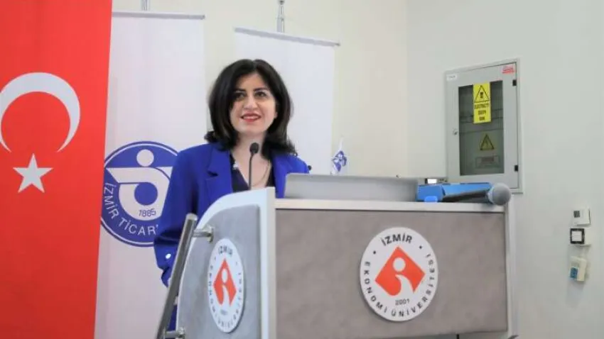 Doç. Dr. Işık Özge Yumurtacı Hüseyinoğlu (Özel)