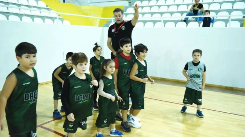 ++Ege Üniversitesi Daçka U18 Takımı Üst Lige Yükseldi (4) (Özel)