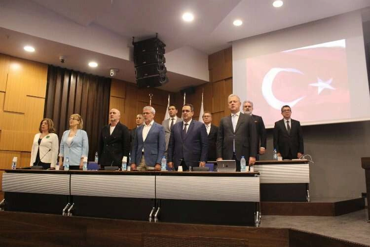 Özgener’den vize krizi çıkışı: Fuara katılamayan üyeler var haberinin görseli