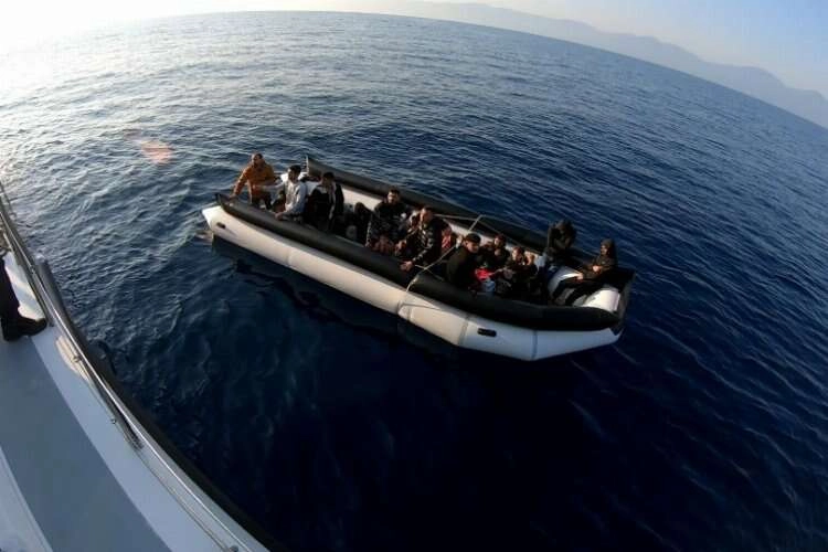 Aydın açıklarında düzensiz göçmen hareketliliği haberinin görseli