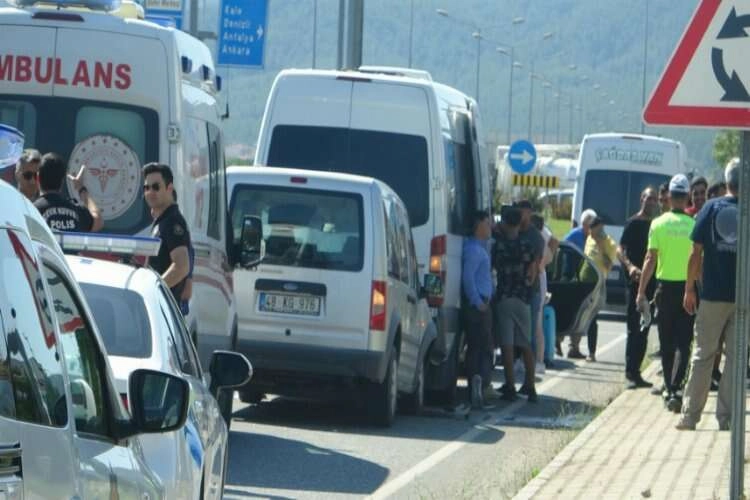 Muğla'da zincirleme trafik kazası haberinin görseli