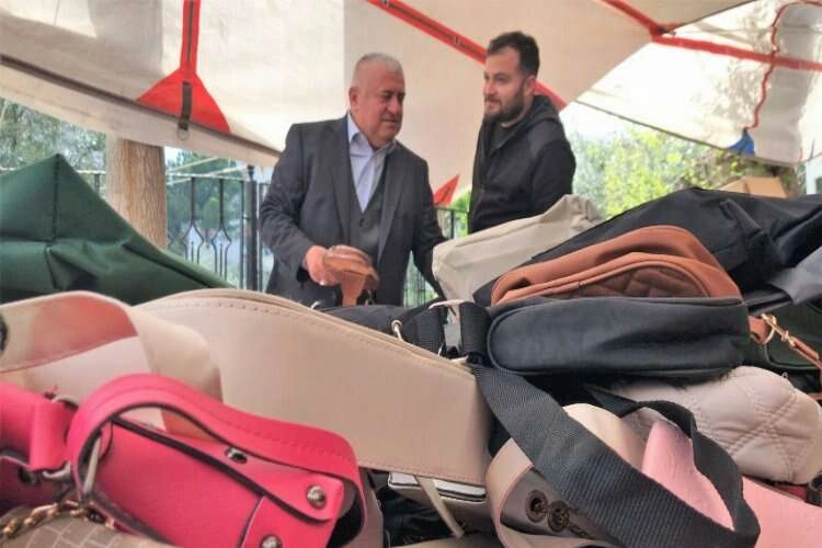 Bayram alışverişi için adresimiz yerel esnaf olmalı haberinin görseli