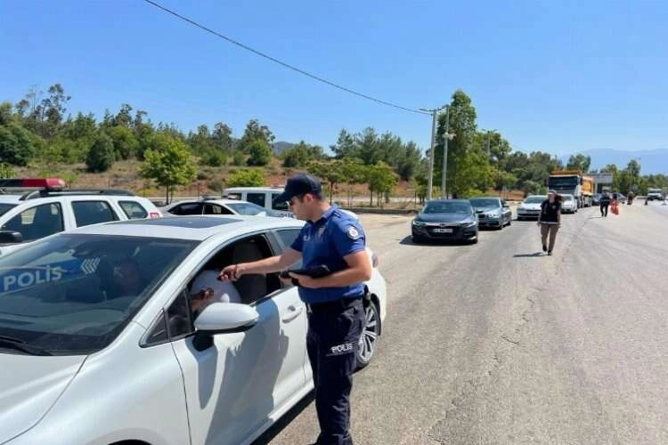 Fethiye’de bayram öncesi trafik tedbirleri artırıldı haberinin görseli