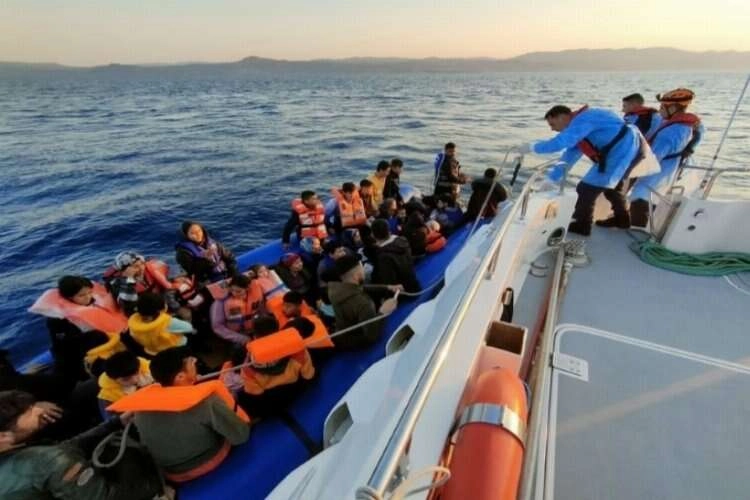 Bir göçmen vakası daha! Ayvacık açıklarında yakalandılar haberinin görseli