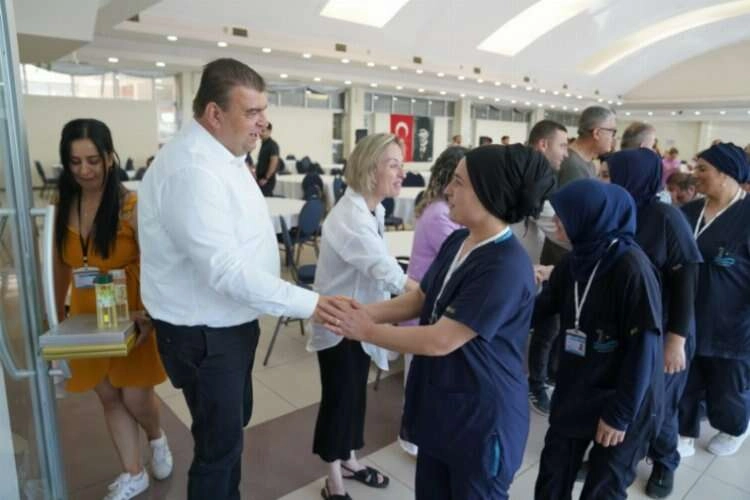 Başkan Yetişkin: Çok çalıştınız şimdi dinlenme zamanı haberinin görseli