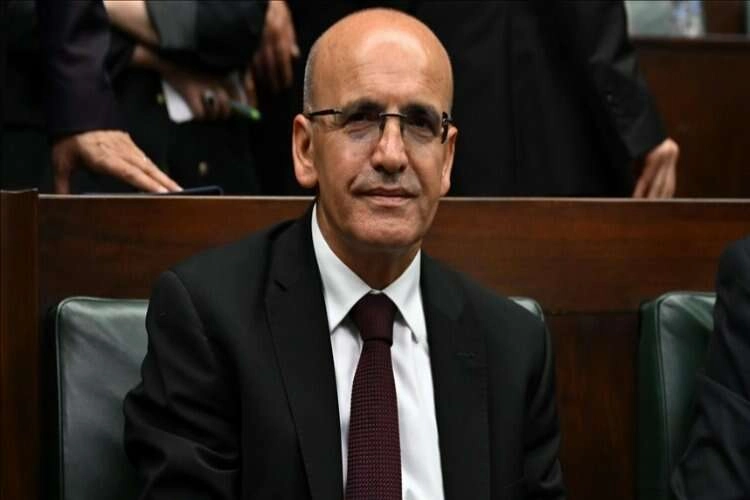 Yeni bakandan kara parayla mücadele vurgusu! haberinin görseli