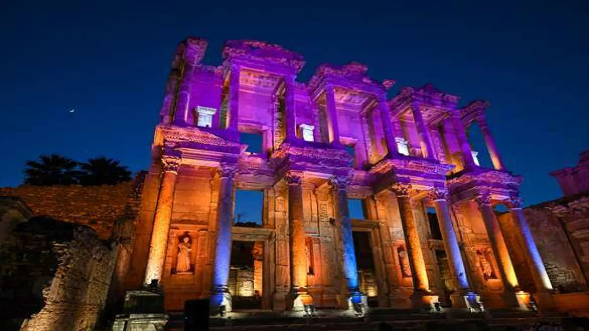 Işıklandırılan Efes Antik Kenti büyülüyor - 794