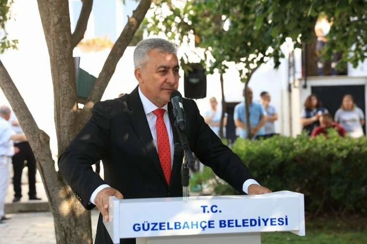 Güzelbahçe Belediyesi'nde erken bayramlaşma haberinin görseli