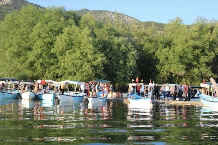 Denizli'de Nilüfer Şenliği başladı haberinin görseli