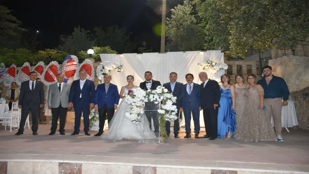 Avuka ve Altınsoy ailelerinin mutlu günü - 2006