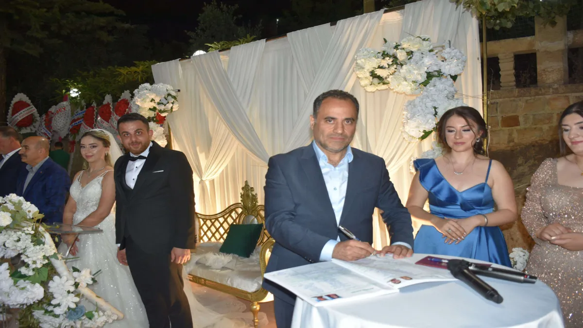 Avuka ve Altınsoy ailelerinin mutlu günü - 2003