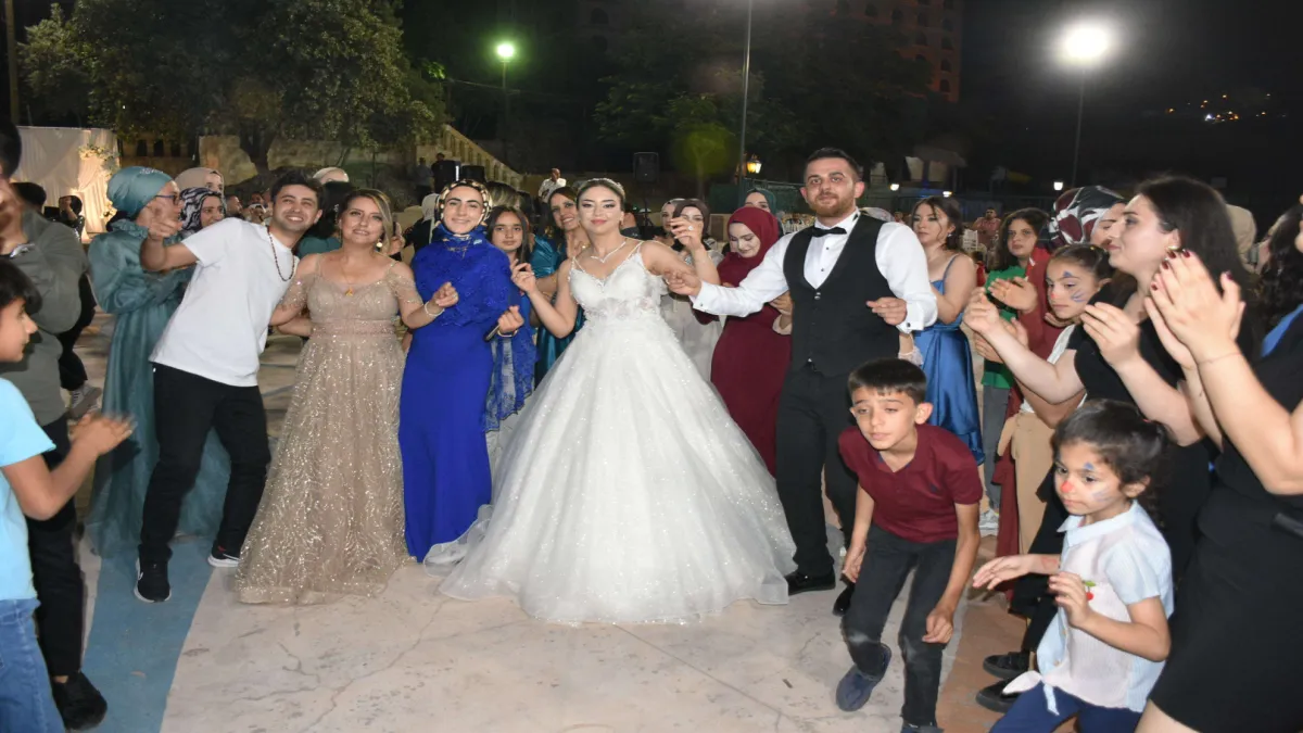 Avuka ve Altınsoy ailelerinin mutlu günü - 886