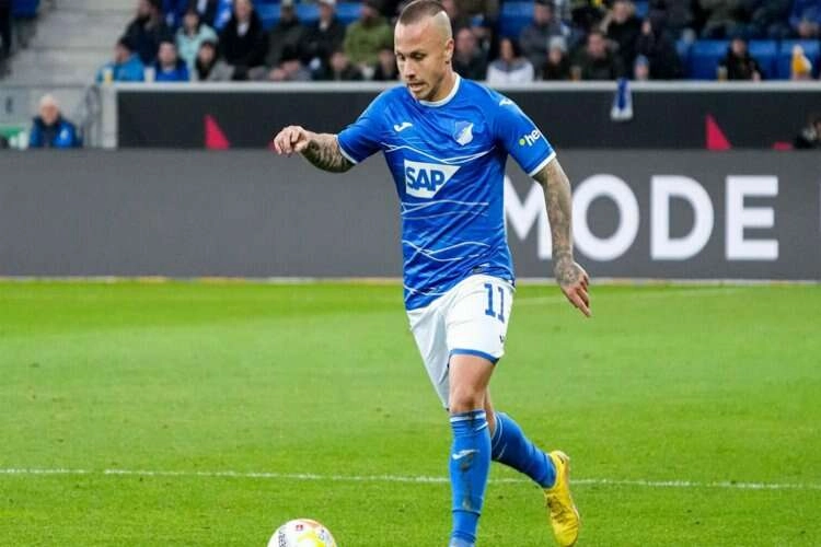 Galatasaray'da Angelino için temas var