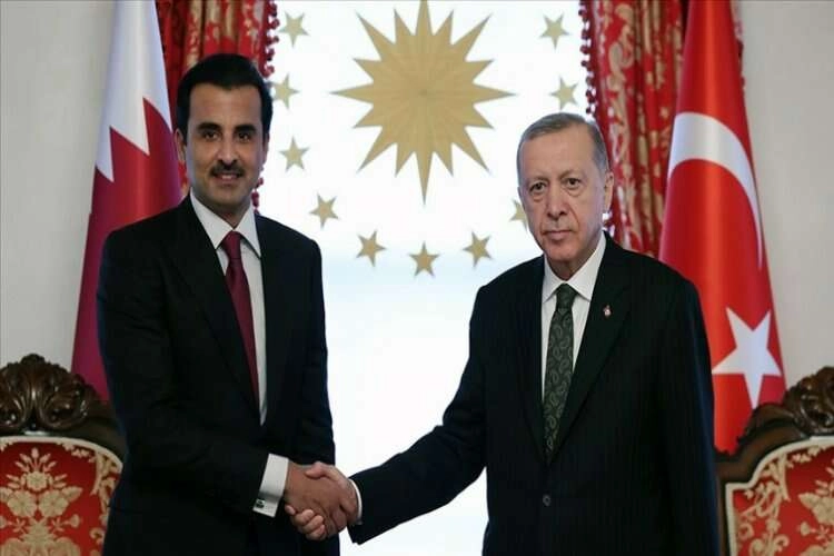 Cumhurbaşkanı Erdoğan Katar Emiri ile görüştü haberinin görseli