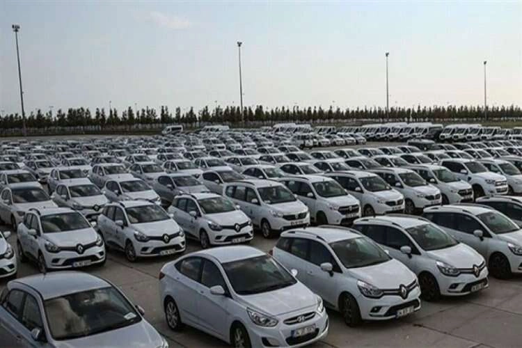 İzmir'de bayramda kiralık araç kalmadı haberinin görseli
