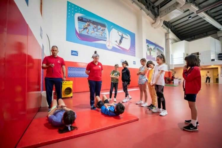 Karşıyaka'da sporculara doğru yönlendirme haberinin görseli