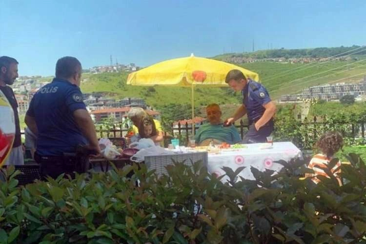 Bayram kahvaltısı yaparken neye uğradıklarını şaşırdılar haberinin görseli
