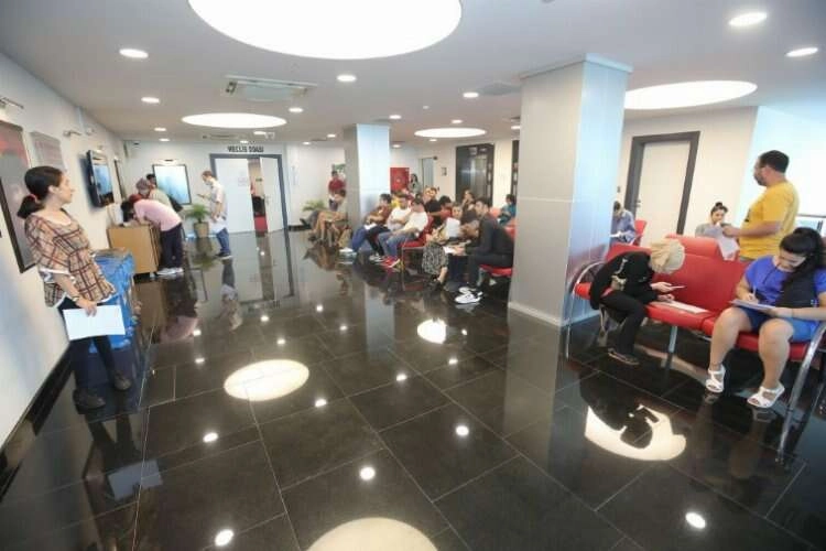 Bayraklı Belediyesi istihdama destek oluyor haberinin görseli