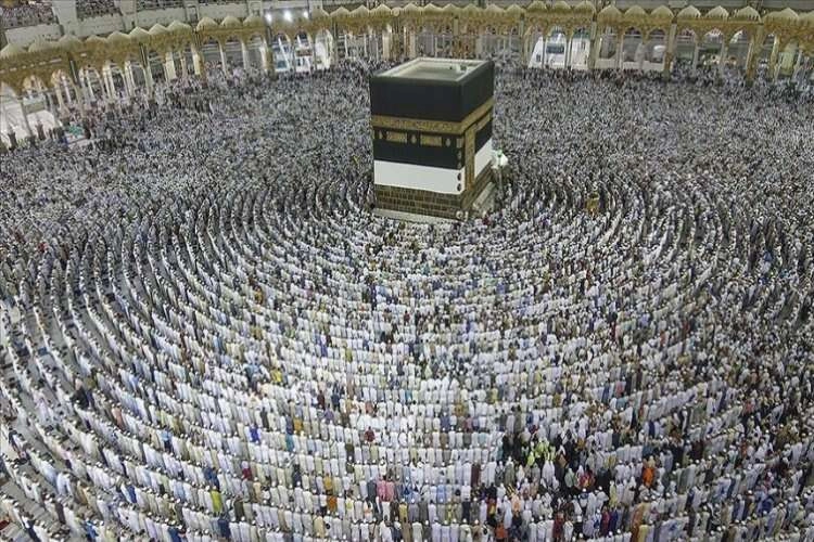 Bu yıl 2,5 milyon müslüman hacı oldu haberinin görseli