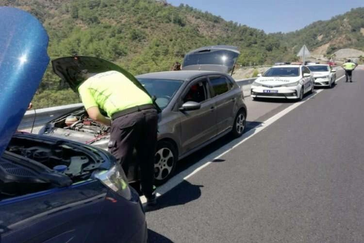 Muğla trafiğinde bayram yoğunluğu haberinin görseli