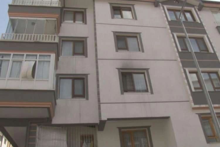 Ankara'da dehşet: Anne ve babasına acımadı haberinin görseli
