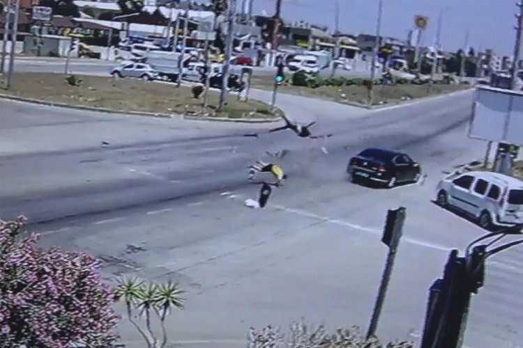 Hatay'da kaza: Otomobil ve motosiklet çarpıştı haberinin görseli