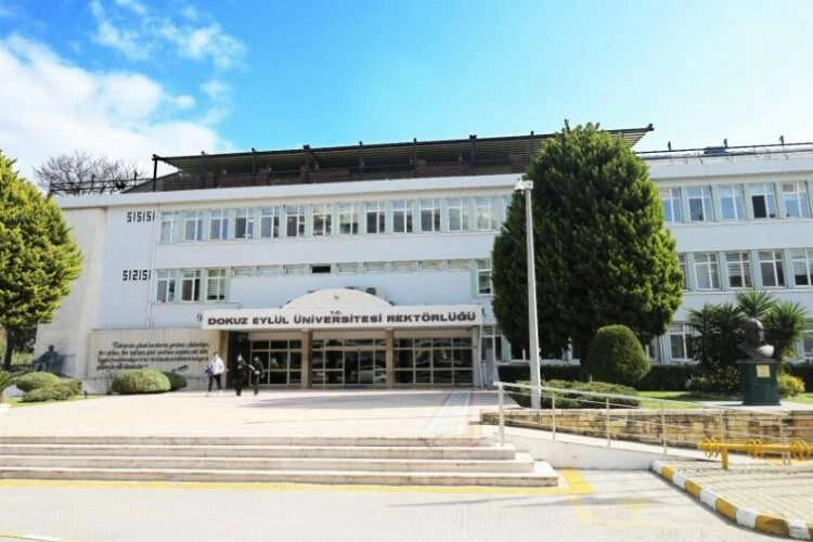 DEÜ'nün başarıları sınırları aşıyor haberinin görseli