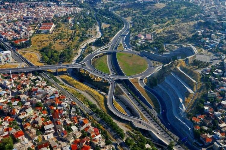 ‘Büyük dönüşüme’ komisyonlardan vize haberinin görseli