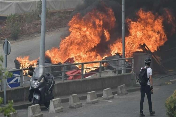Fransa'daki protestolar İsviçre'ye sıçradı haberinin görseli