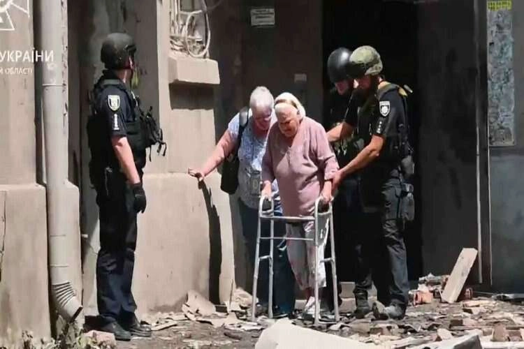 Rusya’dan Ukrayna’ya dronlu saldırı: Ölü ve yaralılar var haberinin görseli