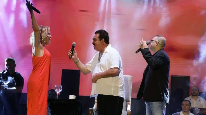 Müziğin Dev İsimlerinden İzmir’de Dev Konser  (8) (Özel)