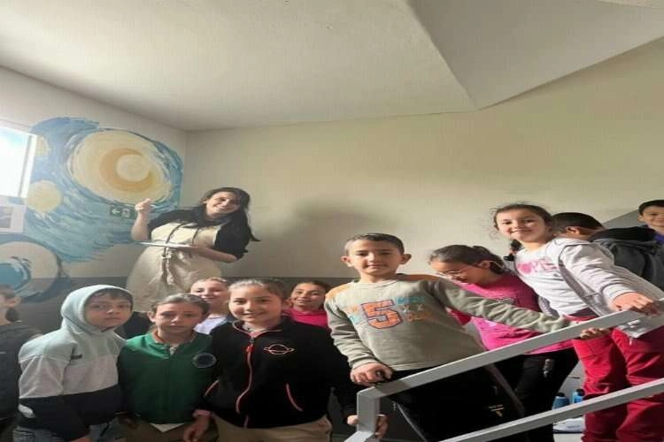 Genç Egeliler çocuklarla buluştu haberinin görseli