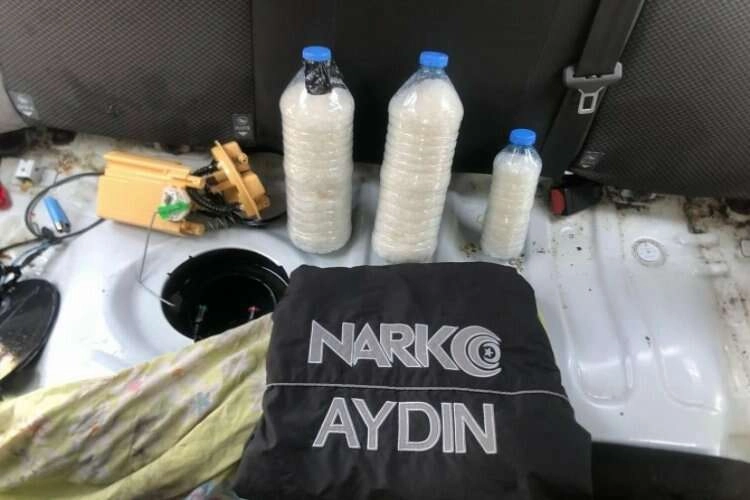 Yakıt deposundan uyuşturucu çıktı haberinin görseli