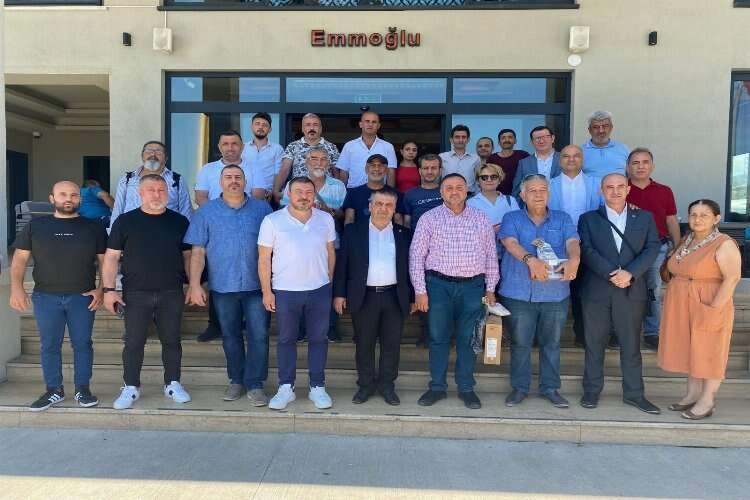 Gazetecilerden İzmir ile Hatay arasında kardeşlik köprüsü haberinin görseli