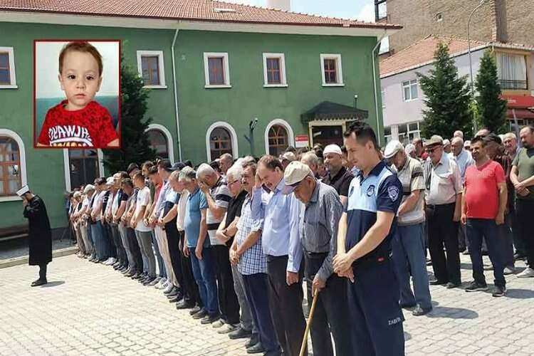 50 gün süren yaşam savaşını kaybetti haberinin görseli