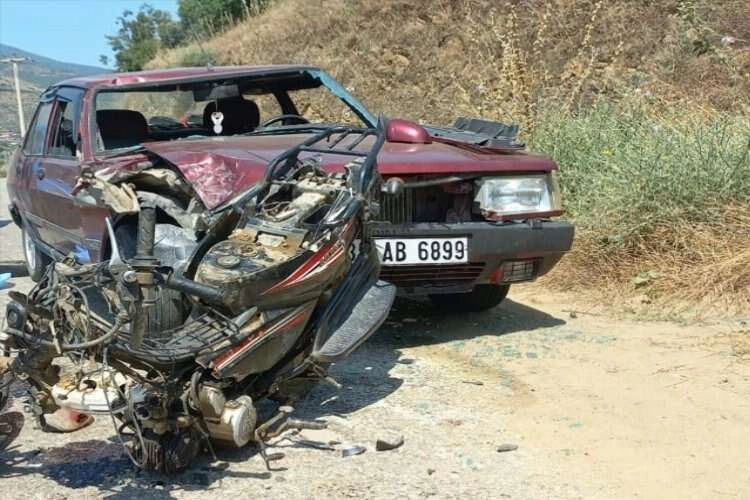 İzmir'de otomobille motosiklet çarpıştı haberinin görseli