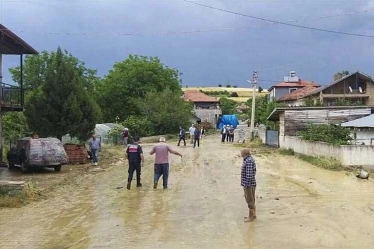Uşak'ta Temmuz ayında sağanak etkili oldu haberinin görseli