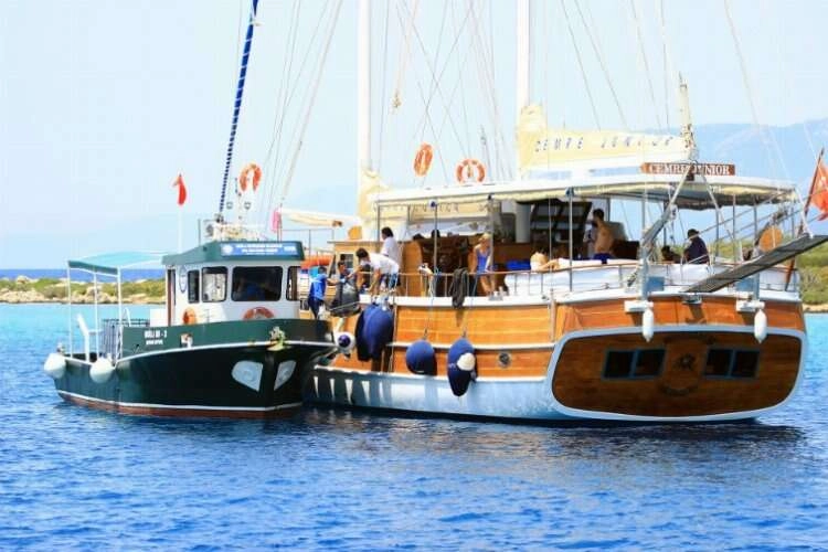 Muğla'nın koyları atıklardan temizlendi haberinin görseli