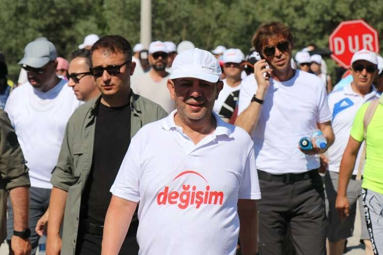 Tanju Özcan Ankara il sınırına ulaştı! haberinin görseli