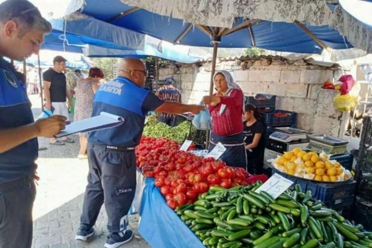 Aydın'da zabıta ekipleri denetimlerini sürdürüyor haberinin görseli