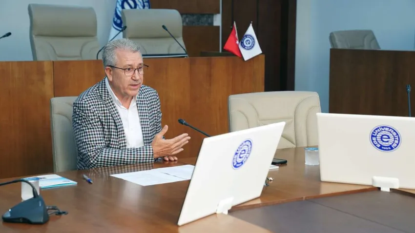 ++Ege Üniversitesi ‘Türkiye Yüzyılı’na hazırlanıyor (2)