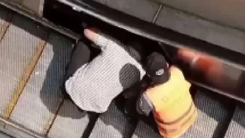 İZBAN'da yürekleri ağza getiren kaza haberinin görseli